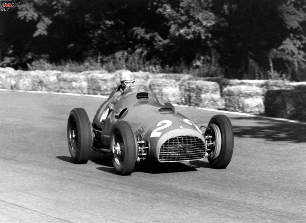 4. Alberto Ascari (13 Siege, 2 WM-Titel): Der Italiener, hier unterwegs zu seinem Sieg in Monza 1951, gewinnt die Weltmeisterschaften 1952 und 1953. Ascari fährt seine gesamte Karriere lang nur für italienische Marken und stirbt 1955 in einem Ferrari-Sportwagen.