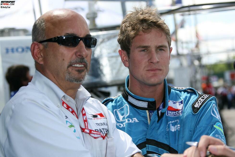 Dann tritt Bobby Rahal auf den Plan und gibt ihm 2007 eine Chance bei Rahal/Letterman Racing