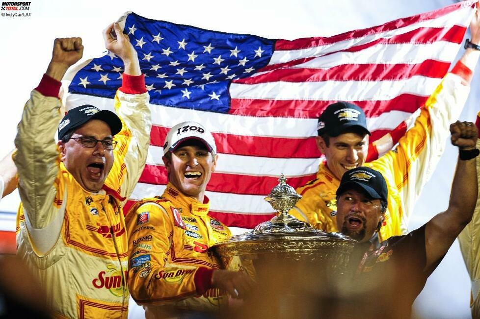 Riesenjubel im Andretti-Team: Zum ersten Mal seit der Saison 2006 ist wieder ein Amerikaner der Champion der IndyCars