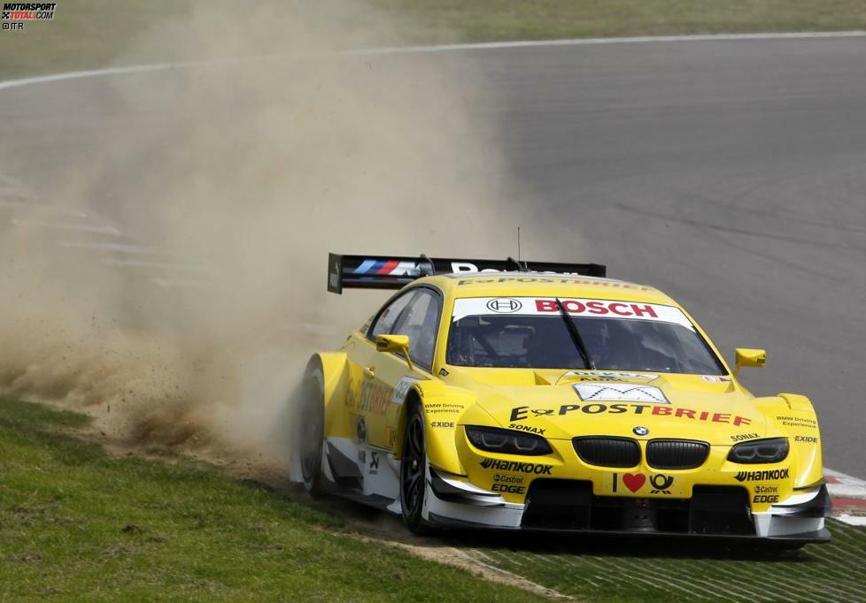 Eine echte Postkutsche aus München: BMW feierte ein erfolgreiches Comeback und auch Dirk Werner wirbelte mächtig Staub auf.