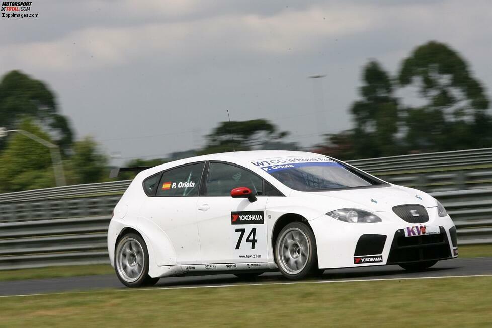 Curitiba 2011: Ganz in Weiß, aber ohne Absicht. Der damals erst 16-jährige Pepe Oriola steigt in die WTCC ein. Sein Team ist beim Saisonauftakt in Brasilien aber noch nicht ganz bereit. Der SEAT Leon für Oriola ist zwar fix und fertig, doch die Lackierung ist noch unvollständig. Deshalb geht Oriola in der ersten Session mit blütenweißem Rennwagen auf die Strecke.