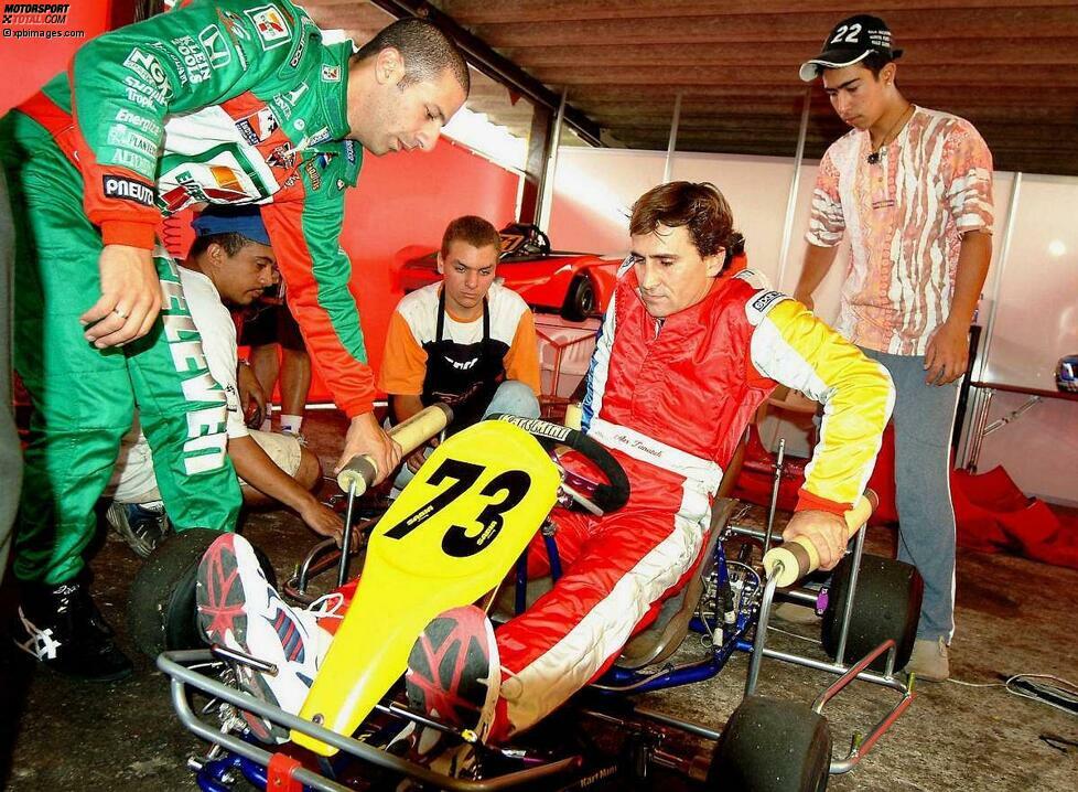 Neue Erfahrungen bereiten ihm Freude. Deshalb nimmt er die Einladung zum Granja Viana, dem berühmten Kartrennen von Formel-1-Fahrer Felipe Massa im brasilianischen Florianopolis, an. Hier hilft ihm IndyCar-Pilot Tony Kanaan beim Einstieg in das kleine Fahrzeug.