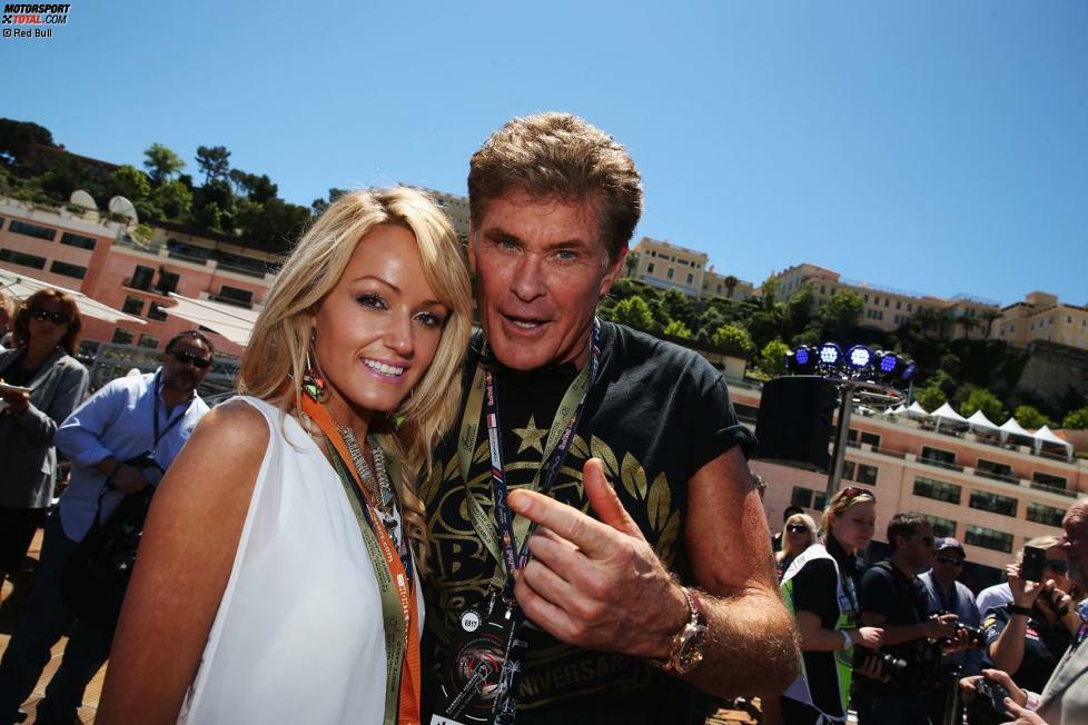 David Hasselhoff mit Freundin Hayley Roberts. Diesmal grölte er nicht 