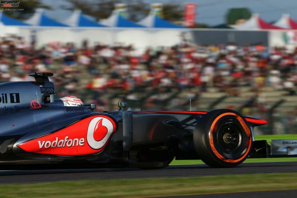 Jenson Button (Chancen: **): Der Weltmeister von 2009 war in Indien vergangenes Jahr auf eine Runde kaum langsamer als Super-Qualifyer Lewis Hamilton, belegte im Rennen den fünften Platz. Der 2013er-McLaren ist zwar alles andere als eine Wunderwaffe, aber die Formkurve zeigte in den vergangenen Wochen tendenziell leicht nach oben. Läuft alles glatt, ist ein Ergebnis knapp hinter dem Podium drin.