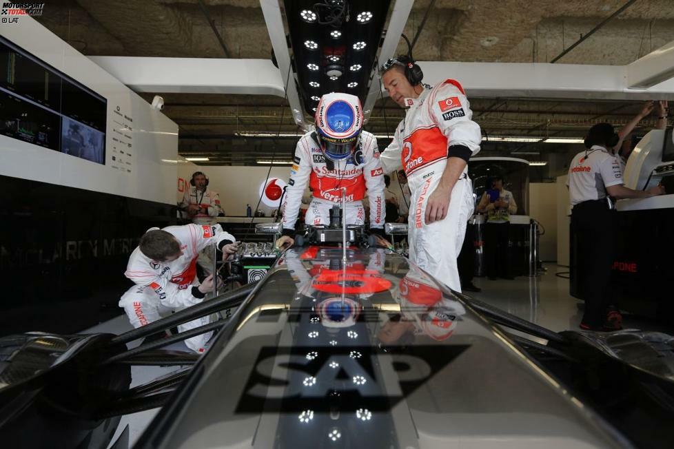 Jenson Button (Chancen: **): Der McLaren wird in diesem Jahr kein Siegerauto mehr, aber möglicherweise schwierige und chaotische Bedingungen könnten Jenson Button in Brasilien in die Hände spielen. Außerdem hat er hier im Vorjahr das Saisonfinale gewonnen, vor den beiden Ferrari-Piloten Alonso und Massa. Viel wird vom Qualifying abhängen. Gelingt ihm eine schnelle Runde mit einer Top-8-Platzierung, dann ist im Rennen ein Topergebnis drin. Intelligent genug ist dafür ist er.