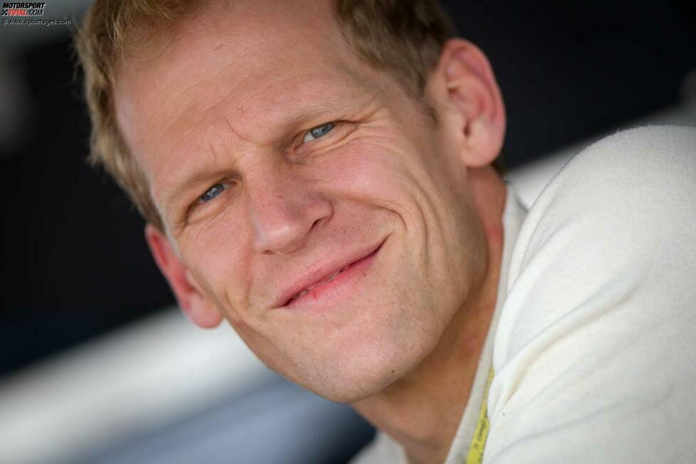 Einer von zahlreichen Porsche-Supercup-Champions im Feld: Jörg Bergmeister wird auch beim Eifelmarathon wieder auf sein liebstes Arbeitsgerät, einen 911er der Manthey-Mannschaft, vertrauen. Der Gesamtsieg würde seine Karriere, die schon Klassensiege in Le Mans, den Gesamterfolg in Spa-Francorchamps und Titel in der American Le-Mans-Series gesehen hat, noch etwas runder machen.