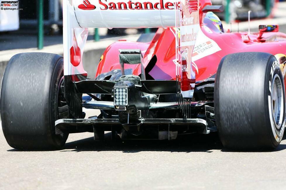 In Ungarn führt Pirelli eine veränderte Reifenkonstruktion ein, mit der Ferrari künftig nicht klarkommen soll. Für Domenicali der andere entscheidende Grund für die schlechte zweite Saisonhälfte.