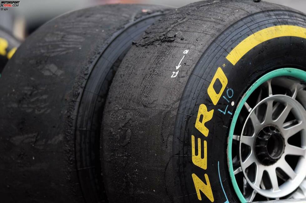 Trotz des Doppelsieges nährt Red Bull in Malaysia die Kritik an Reifenhersteller Pirelli. Die Bullen sind äußert unzufrieden mit den schnell verschleißenden Pneus und sehen sich benachteiligt. 
