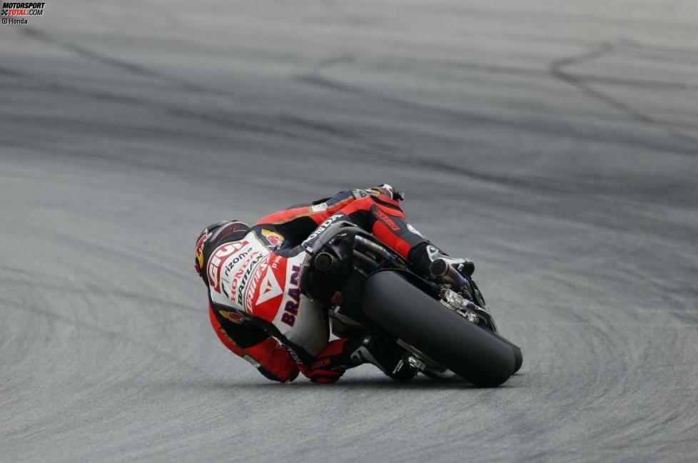 Beim zweiten Sepang-Test konzentrierte sich Bradl auf sein größtes Problem: die Arbeit mit den Reifen über die Renndistanz. Da LCR-Teamchef Lucio Cecchinello das Budget für...