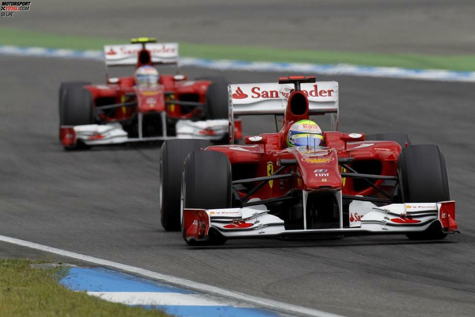Ferrari kann den Rekord wieder an sich reißen: In Indien zog die Scuderia, seit dem Deutschland-Grand-Prix 2010 permanent in den Punkten, dank Felipe Massa gleich.
