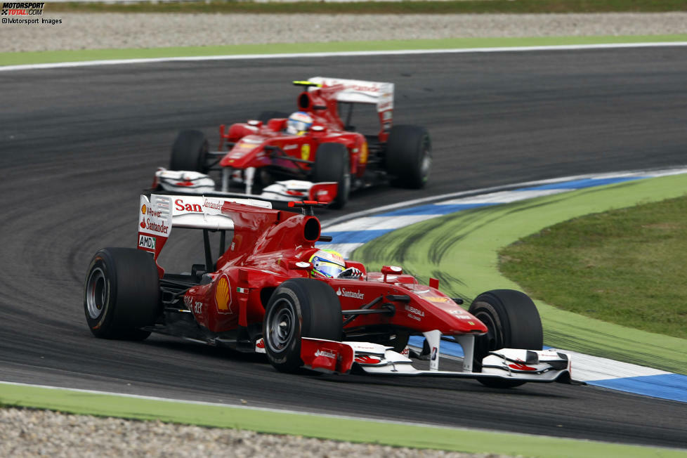 Wer die Nummer 1 spielt, wird spätestens in Hockenheim klar, als Felipe Massa nicht gewinnen darf, obwohl Teamorder verboten ist. Wenn der zweite Ferrari vor ihm fährt, sieht Alonso nur noch rot... Die Worte 