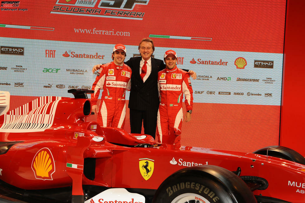 Endlich bei Ferrari angekommen: Nach jahrelangen Verhandlungen und Vorverträgen wechselt Alonso zur Scuderia und gewinnt in Bahrain gleich den ersten gemeinsamen Grand Prix.