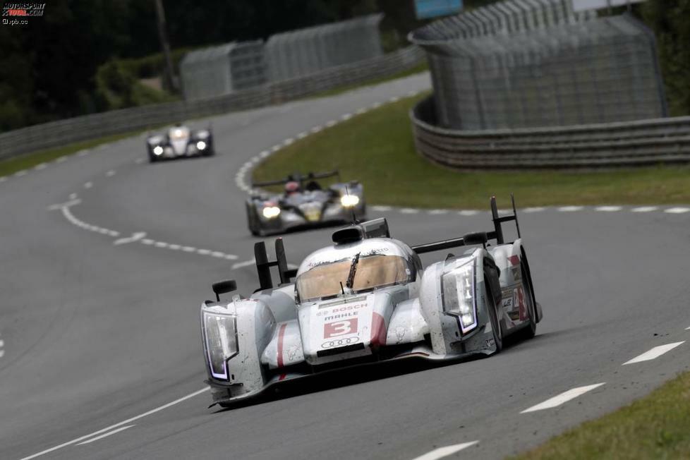 Klare Dominanz: Gab es vor einem Jahr in Le Mans 19 Führende, so sank der Wert in diesem Jahr auf sechs. Von den 348 absolvierten Runden lag Audi in 344 Umläufen vorn. Ab 21:47 Uhr – also kurz vor Beginn der achten Rennstunde – behauptete sich die Nummer 2 mit Loic Duval/Tom Kristensen/Allan McNish an der Spitze.