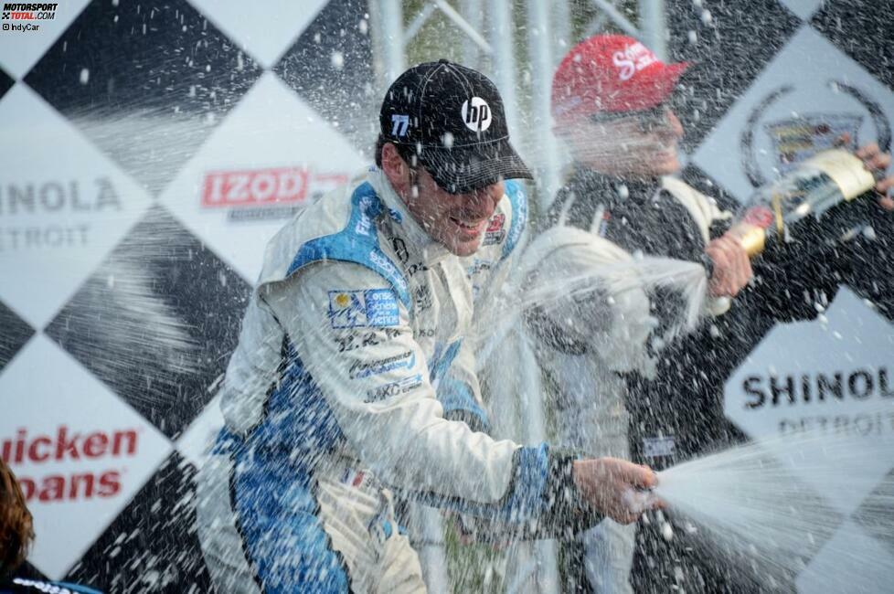 Einen Tag später feiert Simon Pagenaud seinen ersten IndyCar-Erfolg. Der Franzose in Diensten von Sam Schmidt kristallisiert sich zunehmend als Best-of-the-Rest hinter den großen Drei heraus.