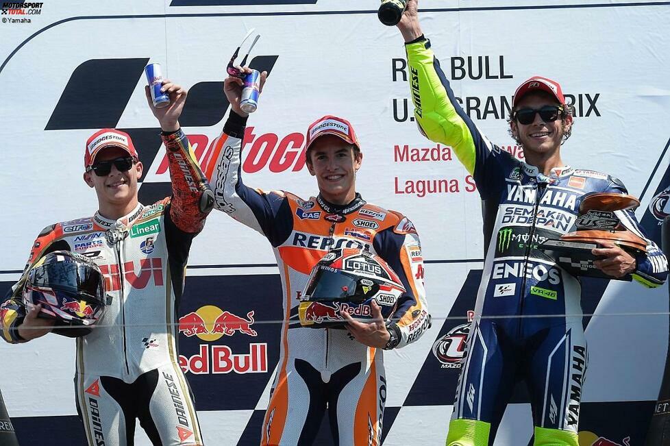 Mit dem zweiten Platz feierte Stefan Bradl sein bisher bestes Ergebnis in seiner eineinhalbjährigen MotoGP-Karriere. Er durfte neben Marc Marquez und Valentino Rossi seinen ersten Pokal entgegennehmen.