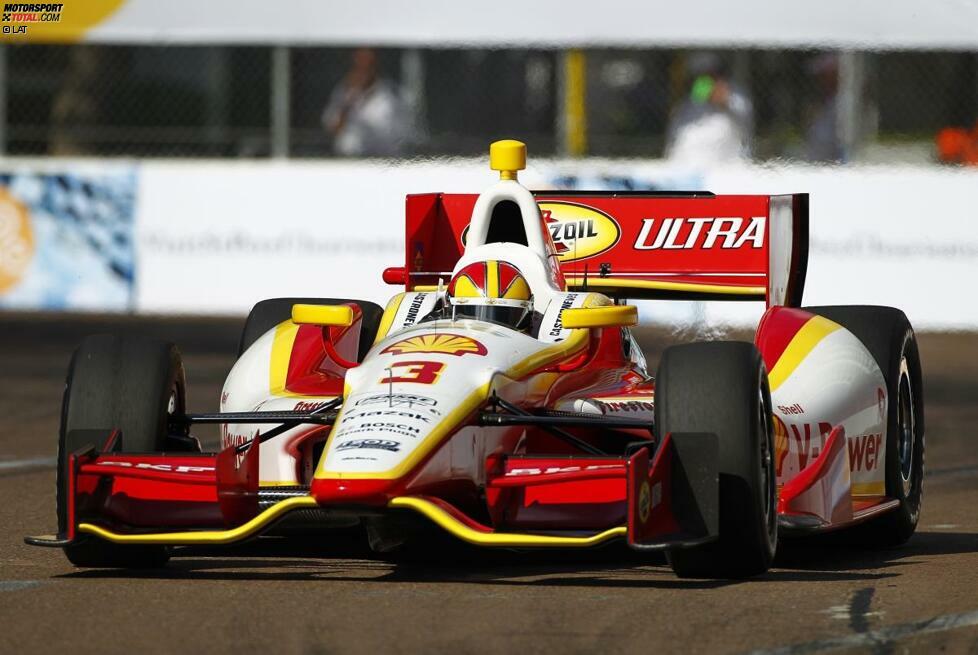 Ab der Saison 2012 bestimmt der nach Dan Wheldon benannte Dallara DW12 das Bild auf sämtlichen IndyCar-Strecken. Das Debütrennen des neuen Chassis ist der Saisonauftakt in St. Petersburg und Castroneves ist es, der sich als erster Sieger mit dem DW12 in die Geschichtsbücher fährt. Auf der Auslaufrunde ...