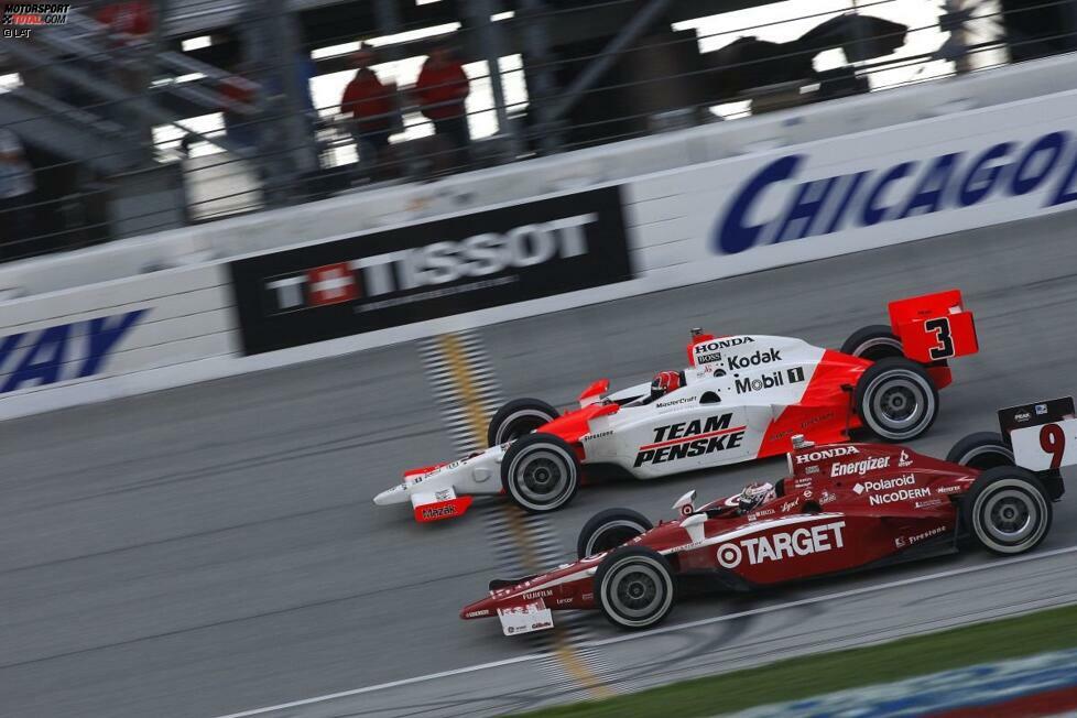 ... gewinnt auch das Saisonfinale auf dem Chicagoland Speedway. Der Titel jedoch geht wie schon in der Saison 2003 an Ganassi-Pilot Scott Dixon. Castroneves wird zum zweiten Mal in seiner Karriere 