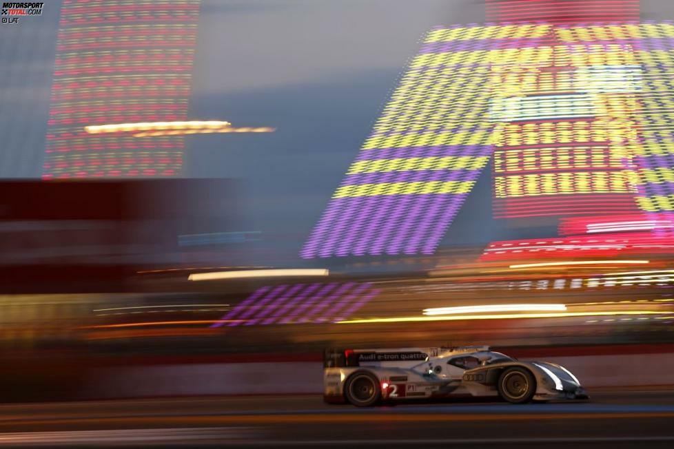 Im Training bereitete man den Audi R18 e-tron quattro mit der Startnummer 2 konsequent auf den Dauerbetrieb im Rennen vor. In der Qualifikation stellte Loic Duval den Wagen auf die Pole-Position.