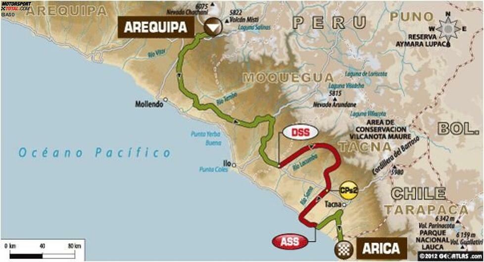 Der Dakar-Tross passiert auf dem Weg ins Etappenziel Arica die Grenze von Peru nach Chile. Nach den vielen Sandpassagen an den ersten vier Tagen wird es jetzt steiniger. Außerdem stehen einige Durchfahrten von Flüssen an, die aus den Anden in Richtung Pazifik fließen. Es gibt wenige landschaftliche Merkmale, die eine zuverlässige Orientierung ermöglichen. Hier muss jeder Teilnehmer sein Roadbook mehr denn je perfekt beherrschen.
09. Januar: Arequipa - Arica
411 Gesamtkilometer
136 Kilometer Wertungsprüfung