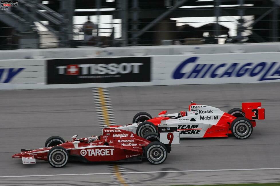 ... gewinnt beim Saisonfinale 2008 auf dem Chicagoland Speedway mit 17 Punkten Vorsprung auf Penske-Pilot Helio Castroneves seinen zweiten IndyCar-Titel, ...