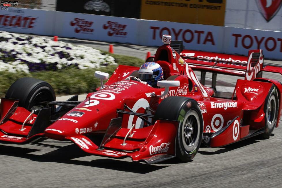 Die IndyCar-Saison 2015 sieht die Premiere der Aero-Kits von Chevrolet und Honda. Mit den Zusatzflügeln von Chevy gelingt Dixon beim dritten Saisonrennen in Long Beach der erste Saisonsieg. Es ist das erste Mal, dass er das Traditionsrennen auf dem kalifornischen Stadtkurs für sich entscheidet.