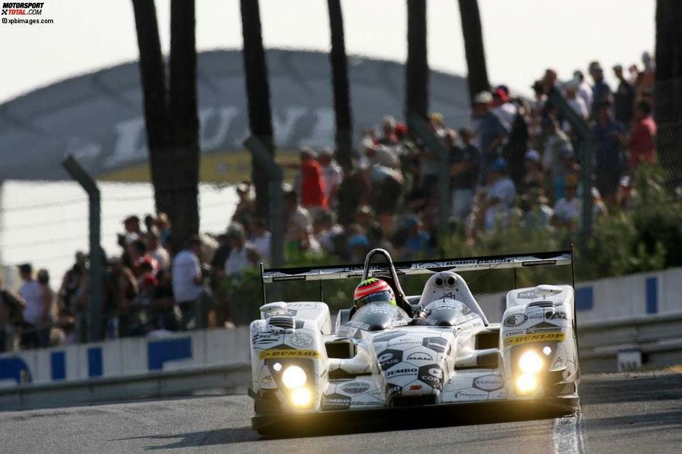 2006 wagte man erstmals das Experiment: Hybridantrieb im S101 in Le Mans. Das im Jahr zuvor gestartete Projekt steckte jedoch noch in den Kinderschuhen. Der Dome S101HB hielt nicht durch.