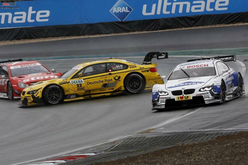 Und nochmals Nürburgring: Hier verliert Timo Glock kurzzeitig die Kontrolle über sein Fahrzeug und rutscht quer zur Fahrtrichtung.