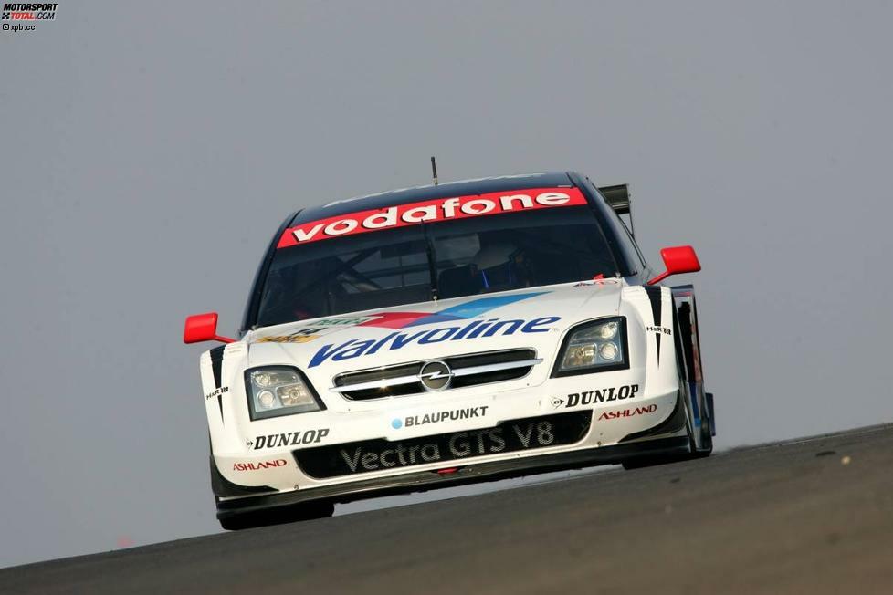 Peter Dumbreck war in der Saison 2004 im Opel Vectra V8 GTS unterwegs, der von Holzer betreut und eingesetzt wurde.