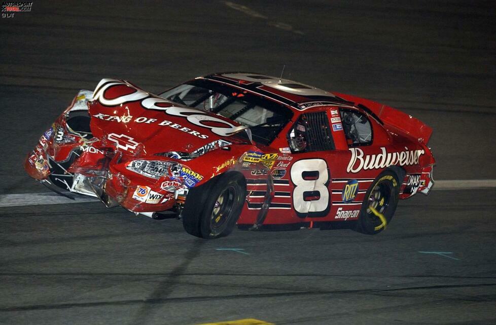 Das Jahr 2003 und ein kalt verformter DEI-Chevy in Charlotte.