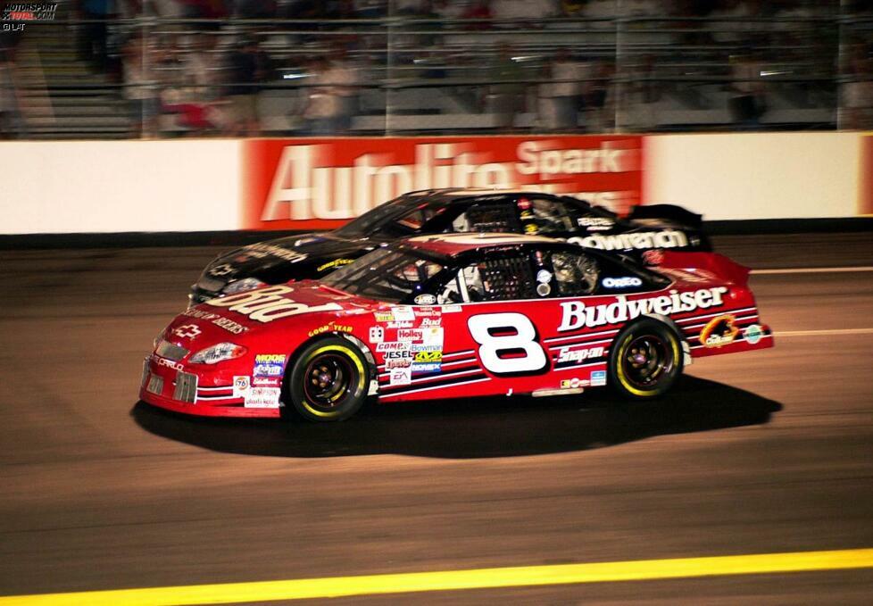 Vater gegen Sohn oder Dale Sr. gegen Dale Jr., hier in Richmond 2000.