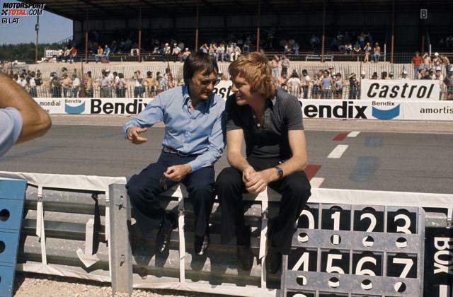 1969 trafen sich Bernie Ecclestone und Max Mosley zum ersten Mal, im Rahmen eines Formel-2-Rennens. Erst bei einem Meeting der damaligen Formula One Constructors Association (FOCA) im Jahr 1971 kam es aber zum ersten Gespräch der beiden Männer, die die Kontrolle über die Königsklasse des Motorsports schon bald an sich reißen sollten.