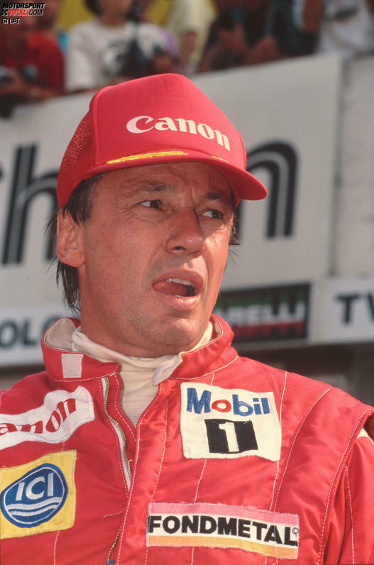 Jean-Louis Schlesser: 1988 geht der Franzose beim Großen Preis von Italien für Williams an den Start und kollidiert gleich mit Ayrton Senna, im gleichen Jahr lenkte er einen DTM-Mercedes in Hockenheim. Erfolgreicher ist er danach aber mit je zwei Titeln in der Sportwagen-WM und bei der Rallye Dakar.