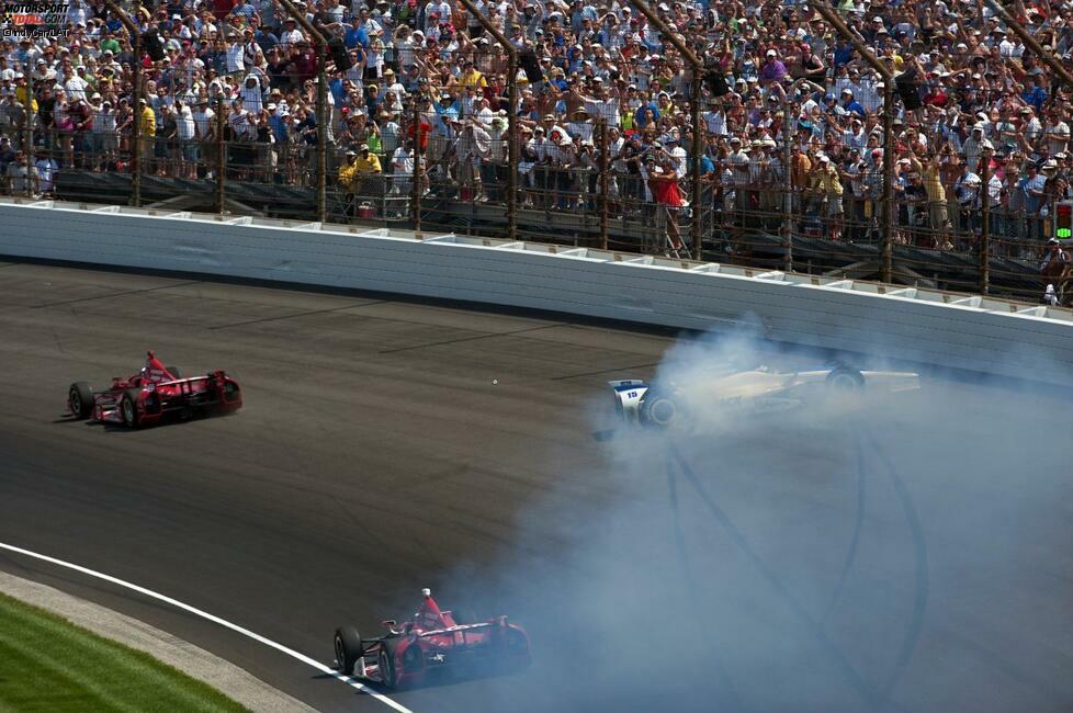 Das aufregende Indy 500 im Mai 2012: Takuma Sato fliegt ab und Franchitti gewinnt zum dritten Mal. 