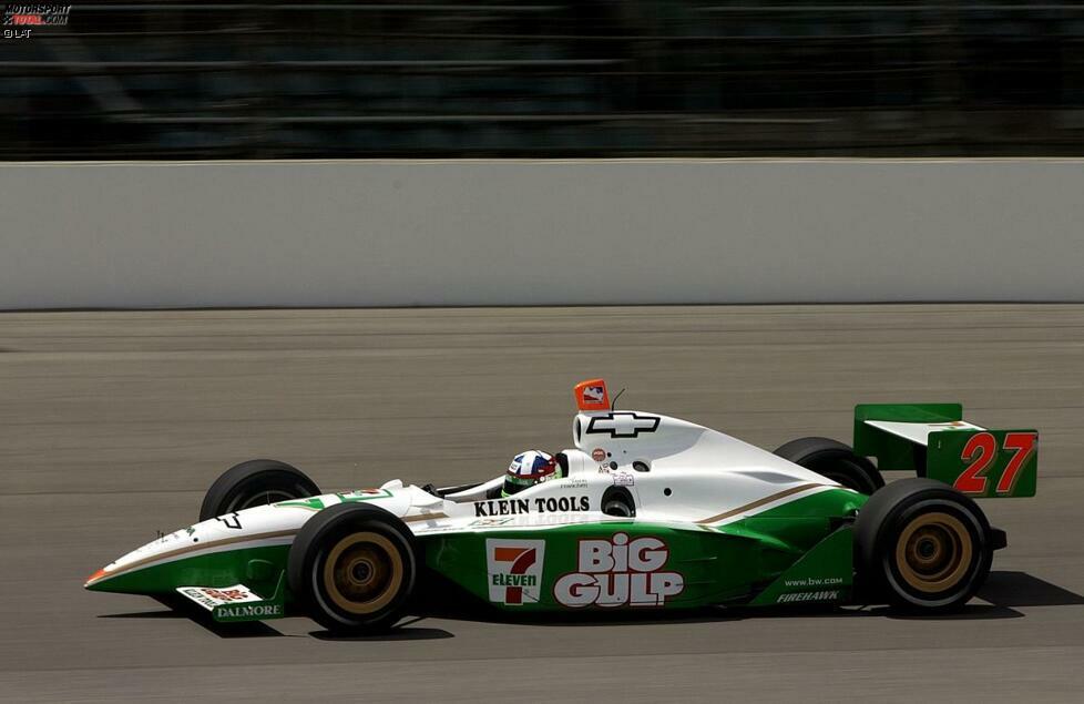 2002: Der Kleinkrieg zwischen CART und IRL tobt seit Jahren, weshalb Franchitti erst jetzt zu seinem Indy-500-Debüt kommt. Er wird mit drei Runden Rückstand 17.