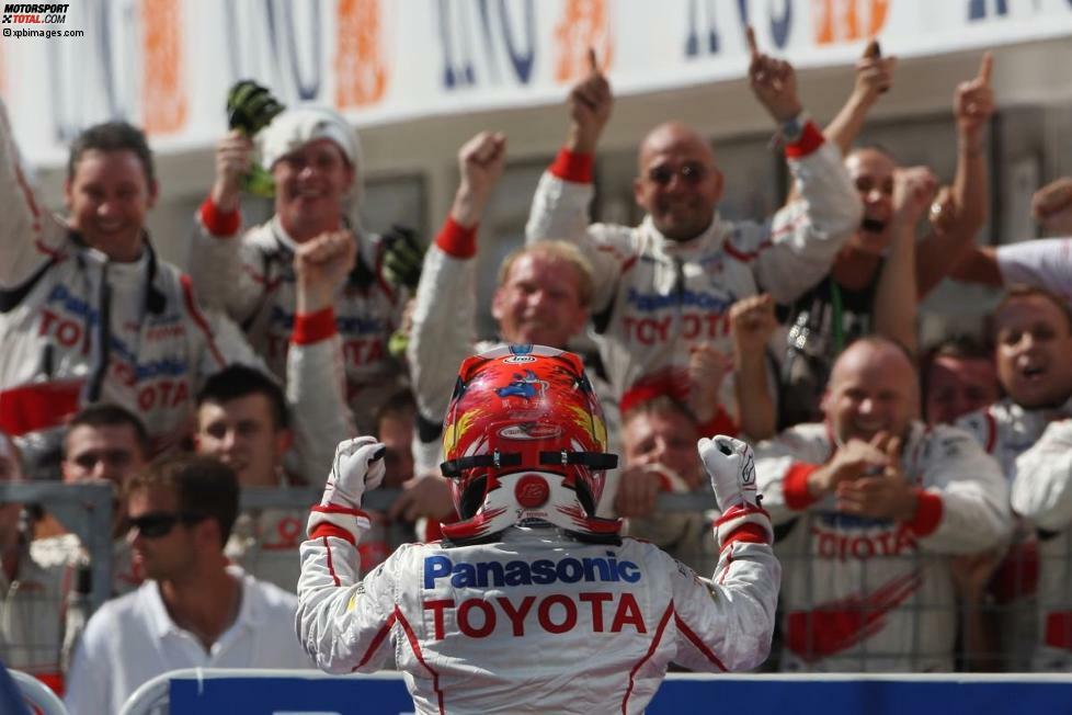 Mit einer sensationell starken Fahrt sichert sich Timo Glock beim Grand Prix in Ungarn 2008 seinen ersten Podestrang. Der Deutsche muss sich in Budapest nur dem damaligen McLaren-Piloten Heikki Kovalainen beugen.