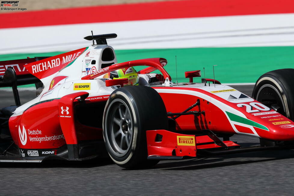 2020: Mick Schumacher (Prema): Wie bisher immer in seiner Karriere startet der Sohn von Michael Schumacher zu Mitte seiner zweiten Saison in einer Serie so richtig durch. Nach fünf Podien in Folge rückt Schumacher zum Meisterschaftsanwärter auf. Den Titel sicherte er sich als vierter Deutscher im letzten Saisonrennen in Bahrain.