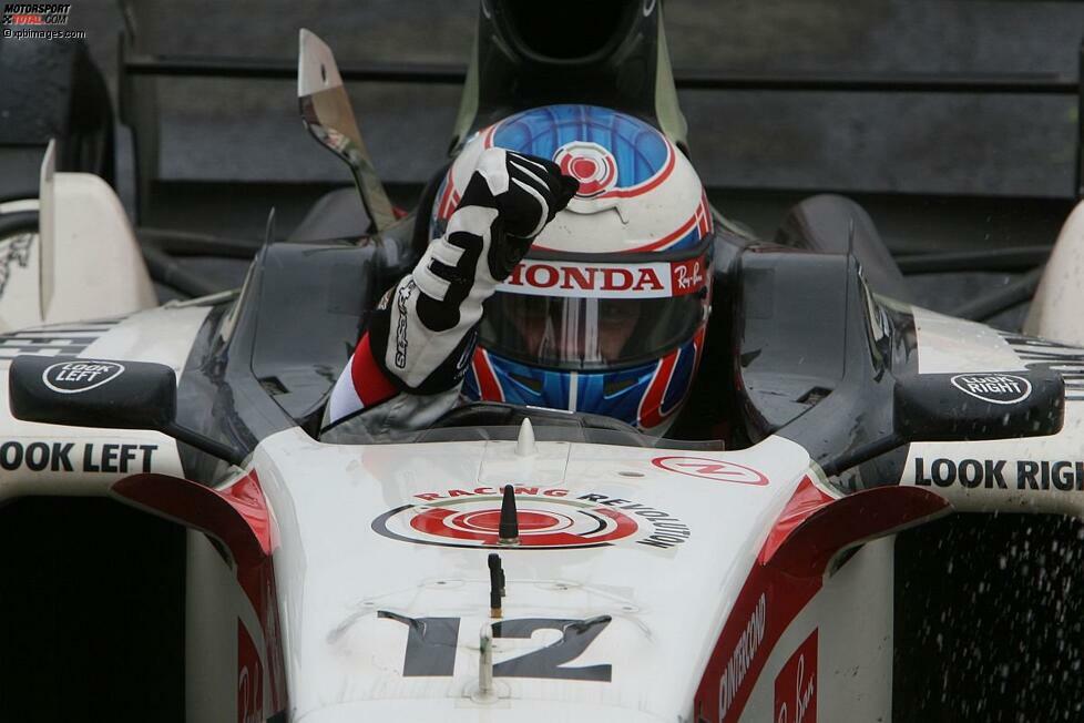 Beim Großen Preis von Ungarn 2006 feiert Jenson Button seinen ersten Grand-Prix-Sieg. Es ist der erste Erfolg des neuen Honda-Werksteams. Und es bleibt auch der einzige, denn nach der Saison 2006 geht es mit dem Rennstall sportlich bergab. Das Team holt zwar noch den vierten Rang bei den Konstrukteuren und stellt damit das bis dato beste Ergebnis von 1967 ein, fällt 2007 aber schier ins Bodenlose.