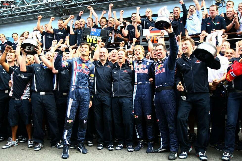 Der erste Sieg von Red Bull Racing in Großbritannien. Seb hat hier 2009 gewonnen, Mark machte den Doppelsieg perfekt. Wir waren fast eine halbe Minute vor dem Dritten.