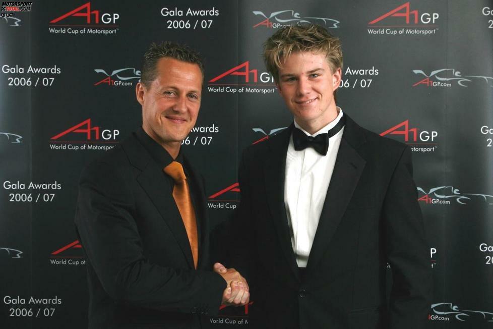 Da konnte auch Rekordweltmeister Michael Schumacher nur artig gratulieren.