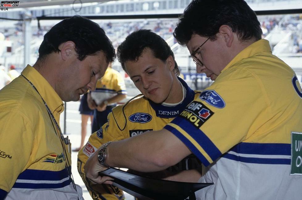 Vor allem die Zusammenarbeit mit Toptalent Schumacher (hier mit dessen Renningenieur Frank Dernie) erwies sich als außerordentlich fruchtbar. 1994 gewann Schumacher...
