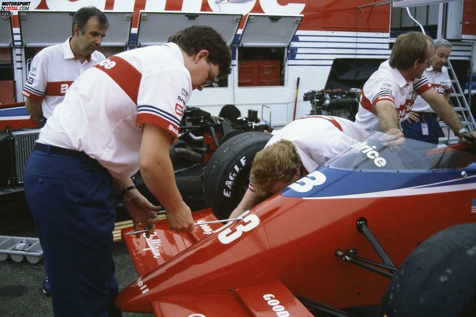 1985 war Brawn als Chefaerodynamiker bei Lola tätig, wo er erneut mit Alan Jones zusammenarbeitete. Das zweite Kapitel dieser Allianz entwickelte sich aber zum Dilemma - der Ex-Champion blieb punktelos. Für Brawn gingen die Lehrjahre bei...