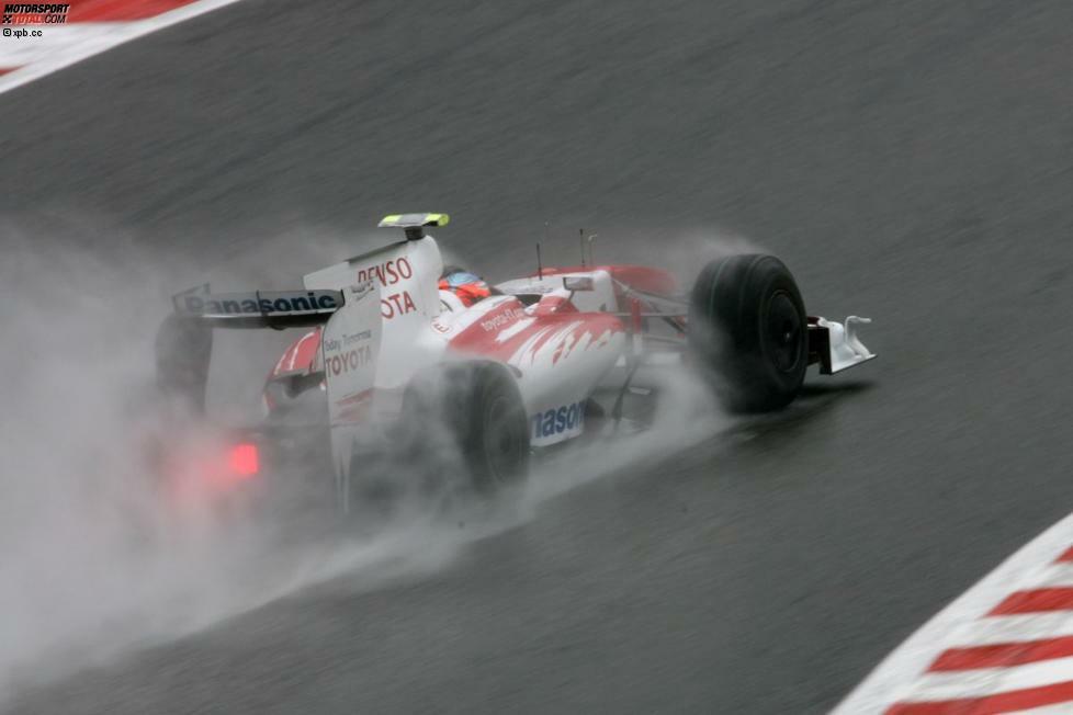 Glock schien auf dem Weg, sich in der Formel  1 zu etablieren. Und es wirkte, als könnte Toyota endlich das enorme Potenzial des eigenen Projektes nutzen. Doch es folgte ein herber Rückschlag.
