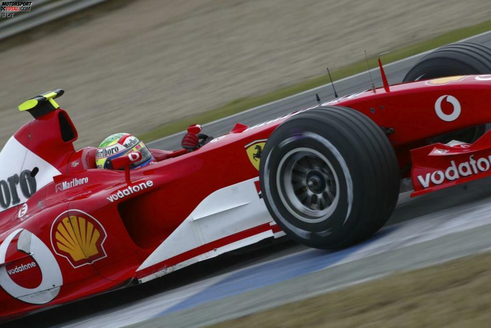 ...bei Ferrari als Testpilot zu parken. Dort sammelte Massa 2003 an der Seite Michael Schumachers und seines Landsmanns Rubens Barrichello Erfahrung, ehe er...