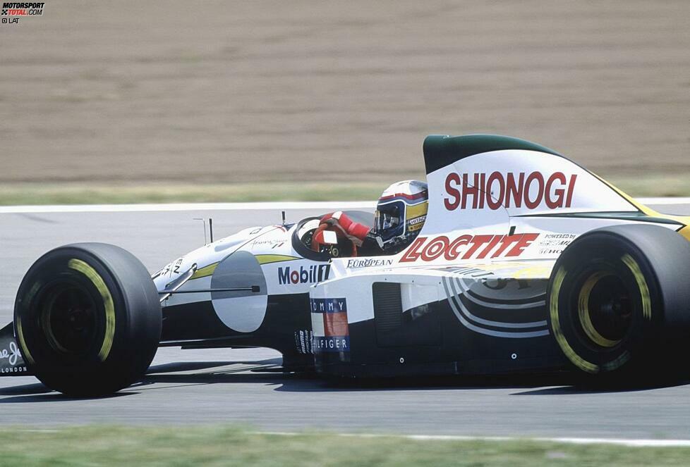 Als Folge der Zwischenfälle von 1993 verpasste Alessandro Zanardi den Formel-1-Saisonauftakt 1994, saß aber beim Großen Preis von Spanien schon wieder im Auto. Bei Lotus-Mugen-Honda ersetzte er den nach einem Testunfall verletzten Pedro Lamy. Seinen neunten Platz bei seiner Rückkehr ins Renngeschehen konnte er in der restlichen Saison jedoch nicht mehr unterbieten. Auch, weil sein Auto recht unzuverlässig war.