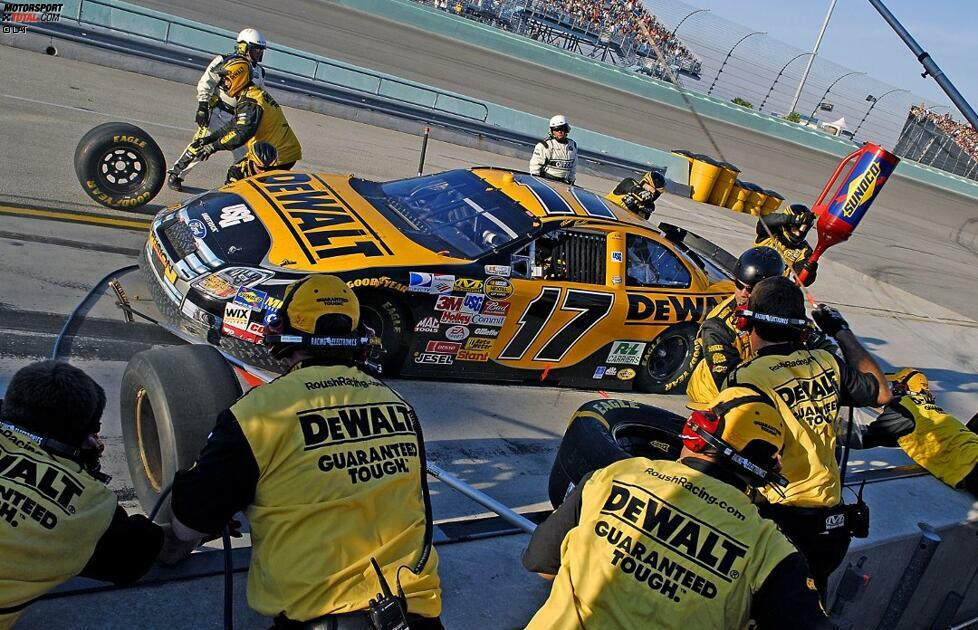 Ein großer Erfolgsfaktor im Team mit der Startnummer 17 ist die Boxencrew. Die Kenseth-Boys zählen über viele Jahre konstant zu den schnellsten Jungs im NASCAR-Zirkus, denen nur äußerst selten Fehler unterlaufen. 