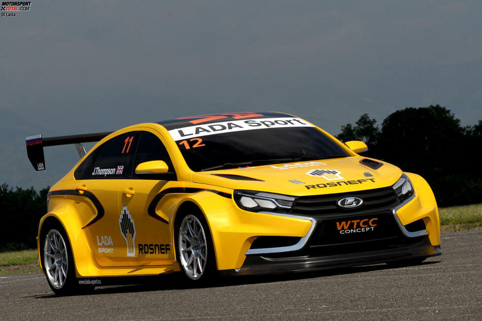 Moskau 2014: Auf der Motorshow in der russischen Hauptstadt stellt Lada das neue Auto für die WTCC-Saison 2015 sowie neue Titelsponsoren vor. Mit dem Vesta will die Marke der Spitze noch näherkommen.