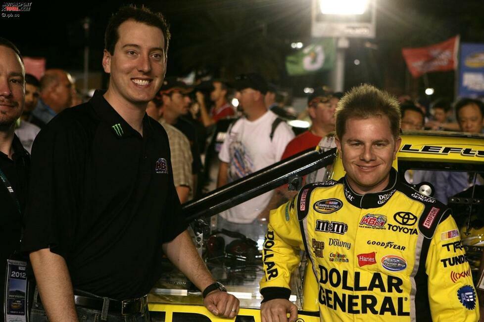 Kyle Busch und Jason Leffler vor dem Start eines Truck-Rennens für Kyle Busch Motorsports