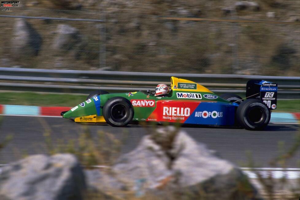 Zurück zum Team aus Enstone: Der italienische Modefabrikant Luciano Benetton steigt 1983 als Sponsor in die Formel 1 ein, 1985 auch bei Toleman, und übernimmt das Team ab 1986 komplett. Gerhard Berger beschert Benetton in Mexiko 1986 den ersten Grand-Prix-Sieg. Später gelingt es dem völlig unerfahrenen Teamchef Flavio Briatore, mit Nelson Piquet einen Dreifach-Weltmeister als Fahrer zu engagieren.