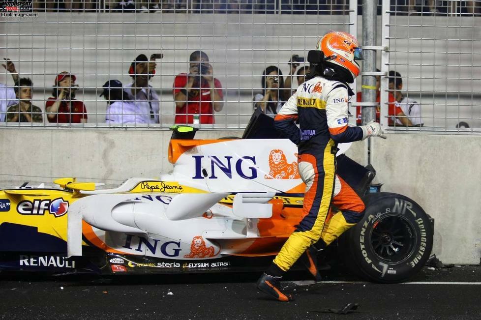 2008 gewinnt Renault endlich wieder, aber wie: Der Grand Prix von Singapur 2008 geht als 