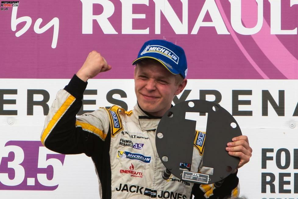 In der zweiten Saison in der Renault-World-Series folgt der große - und vielleicht entscheidende - Durchbruch. Nach dem Wechsel zu DAMS ist Magnussen regelmäßig in der Spitzengruppe vertreten.